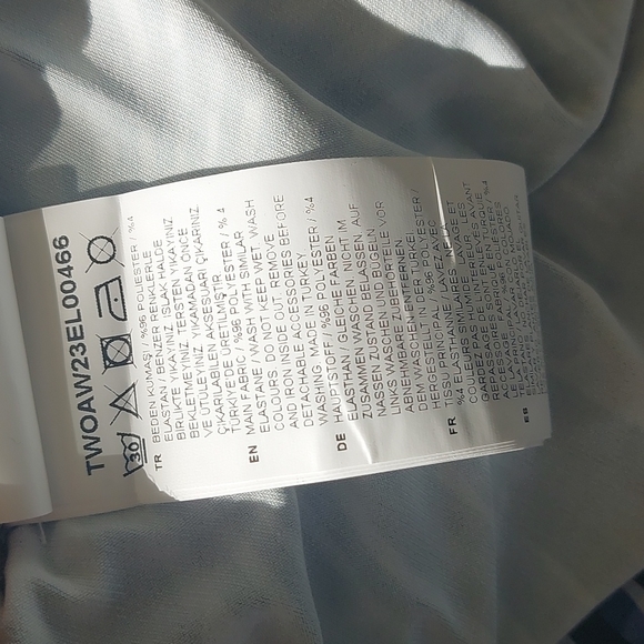 NWT DRESS, Size L,  96% Polyester,4% Elastan - Picture 10 of 10